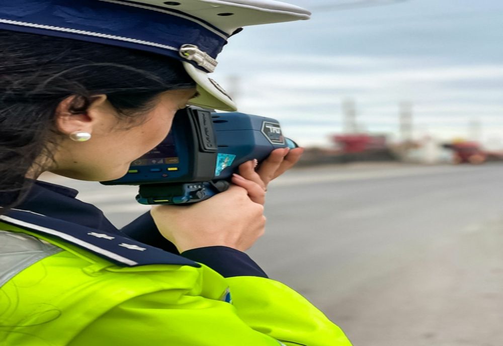 Polițiștii buzoieni au reținut 31 de permise de conducere ca urmare a neregulilor constatate în trafic