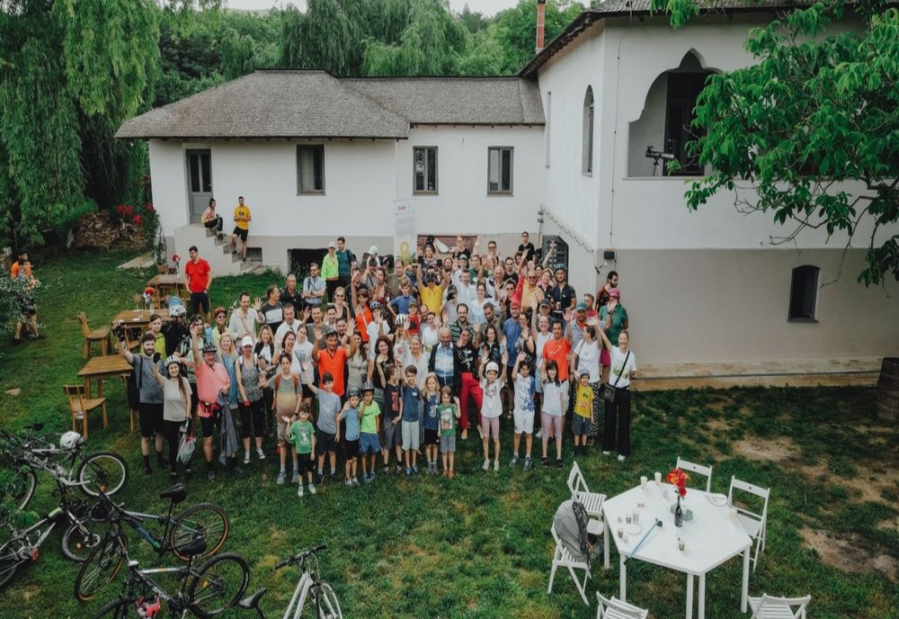 A fost inaugurat traseul pentru drumeție și cicloturism  în Dealu Mare ce va uni Prahova de Buzău - Via Soarelui 