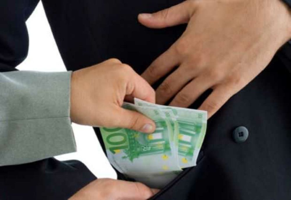 ROMÂNIA PE ULTIMUL LOC ÎN UE ÎN EUROBAROMETRUL CORUPȚIEI 2024