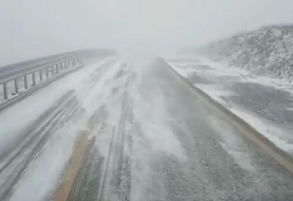 Centrul INFOTRAFIC: Circulaţie în condiţii de iarnă pe drumurile din țară 