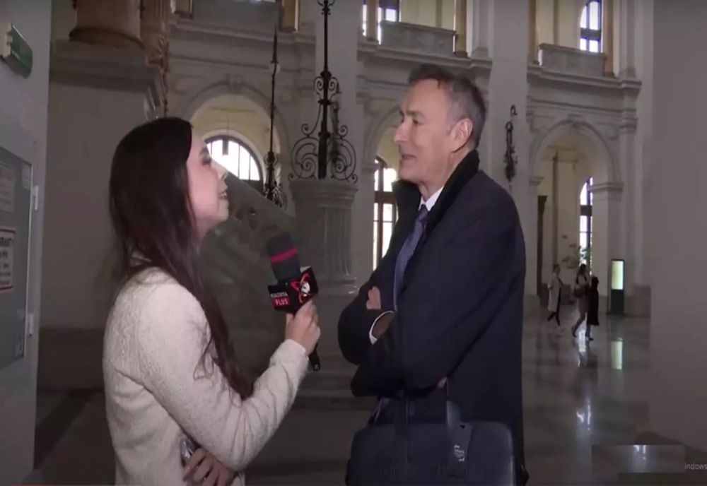GABRIEL OPREA, DEZVĂLUIRE BOMBĂ DESPRE FLORIAN COLDEA: L-AM GĂSIT ÎN BIROUL MEU, ÎN GENUNCHI, CĂUTA ÎN BIBLIOTECĂ