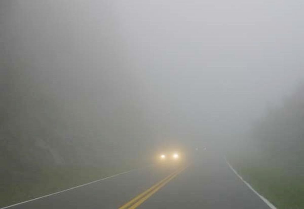 Ceață roz deasupra Marii Britanii: fenomen meteo rar care a colorat cerul Londrei și Oxfordshire