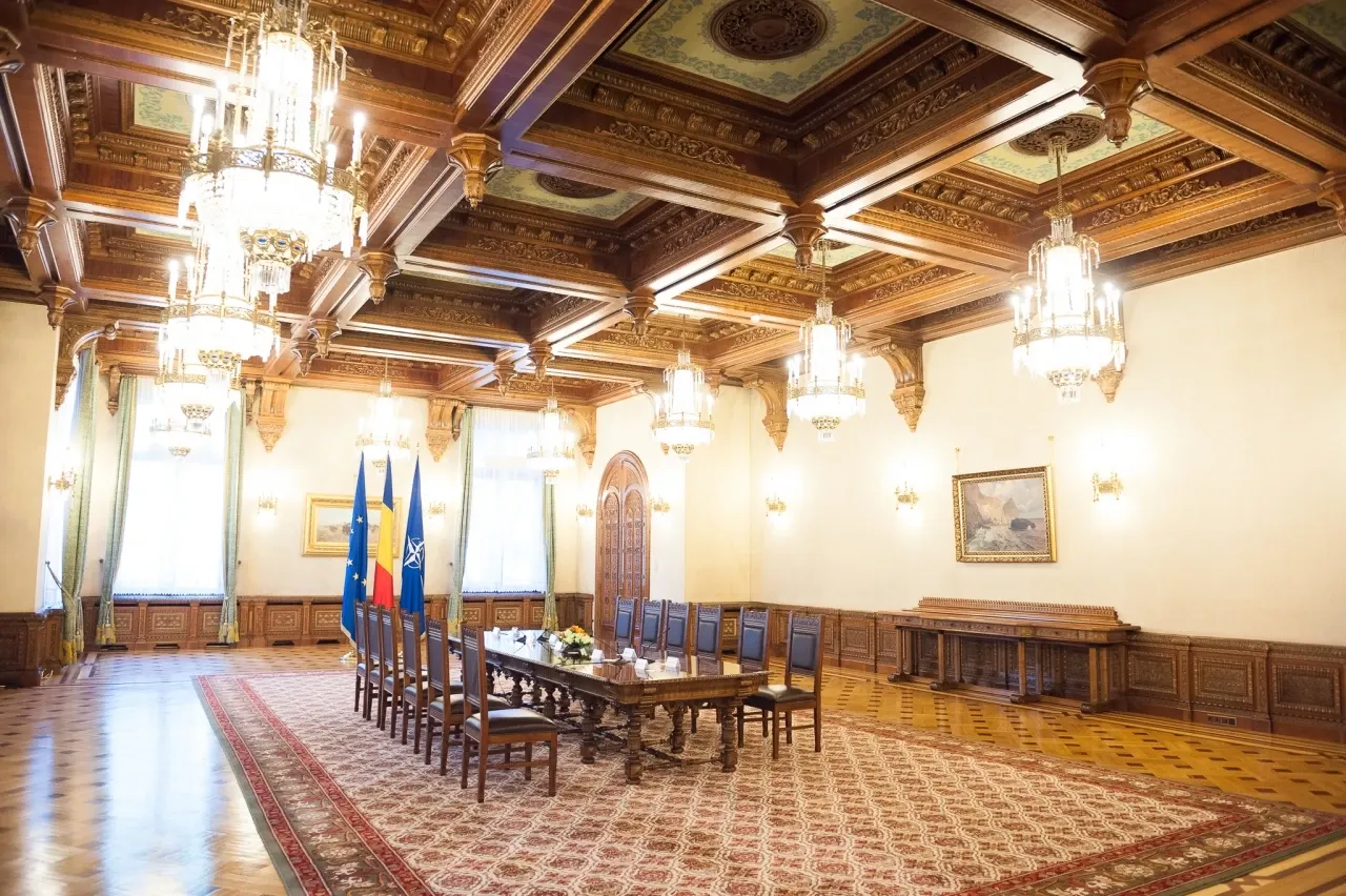 Ora 18.00. Nicușor Dan a convocat liderii PSD, PNL, USR, UDMR și pe cel al minorităților naționale la Cotroceni