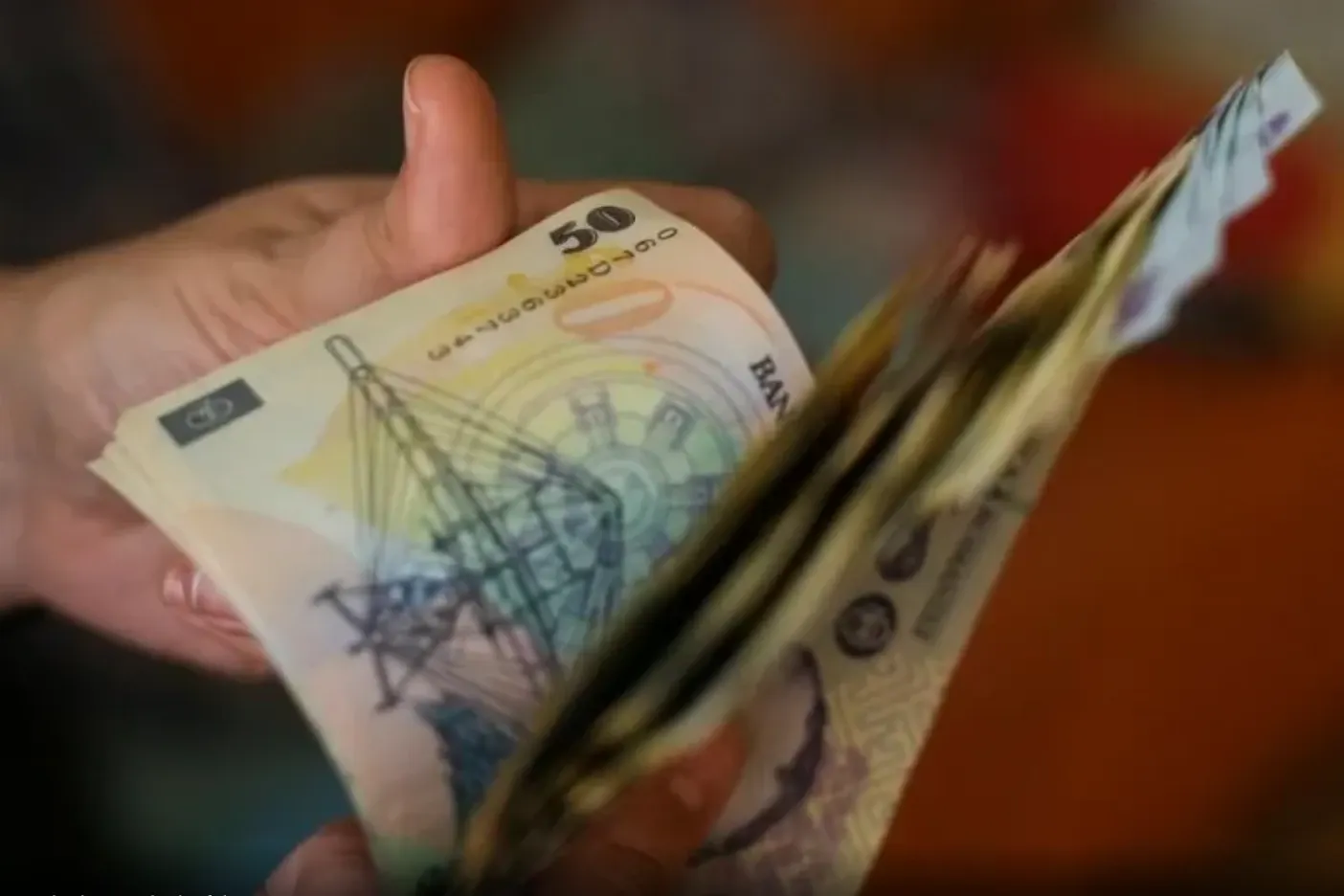Ajutor de stat pentru pensionari: tranșa din decembrie 2026, între 300 și 500 de lei