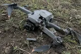 Alertă în Buzău! Resturi de dronă, descoperite pe un câmp de un bărbat care lucra pământul