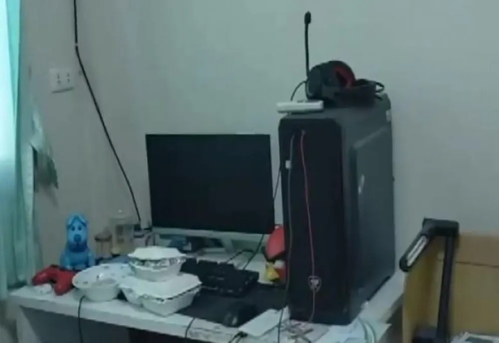  Un tânăr de 17 ani a murit după ce a jucat toată noaptea jocuri video 