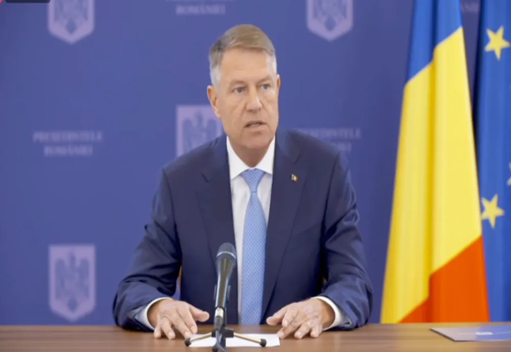 Un judecător și un procuror din Buzău, pensionați prin decret semnat de Iohannis