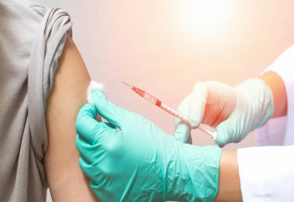 Etapa a II-a de vaccinare va începe abia de luni și la Buzău