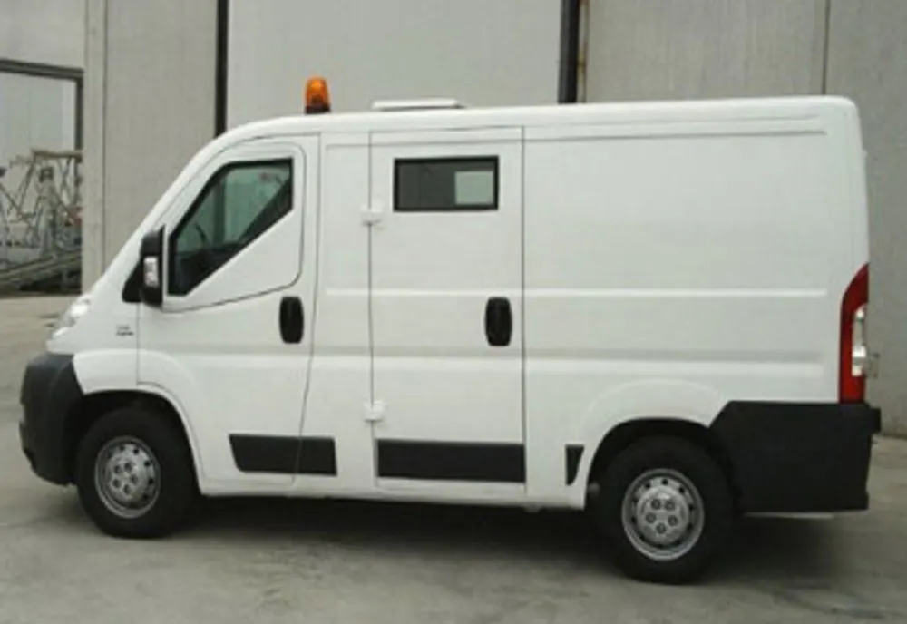 Controale privind modul de asigurare a securităţii bunurilor şi valorilor monetare deţinute, manipulate şi transportate