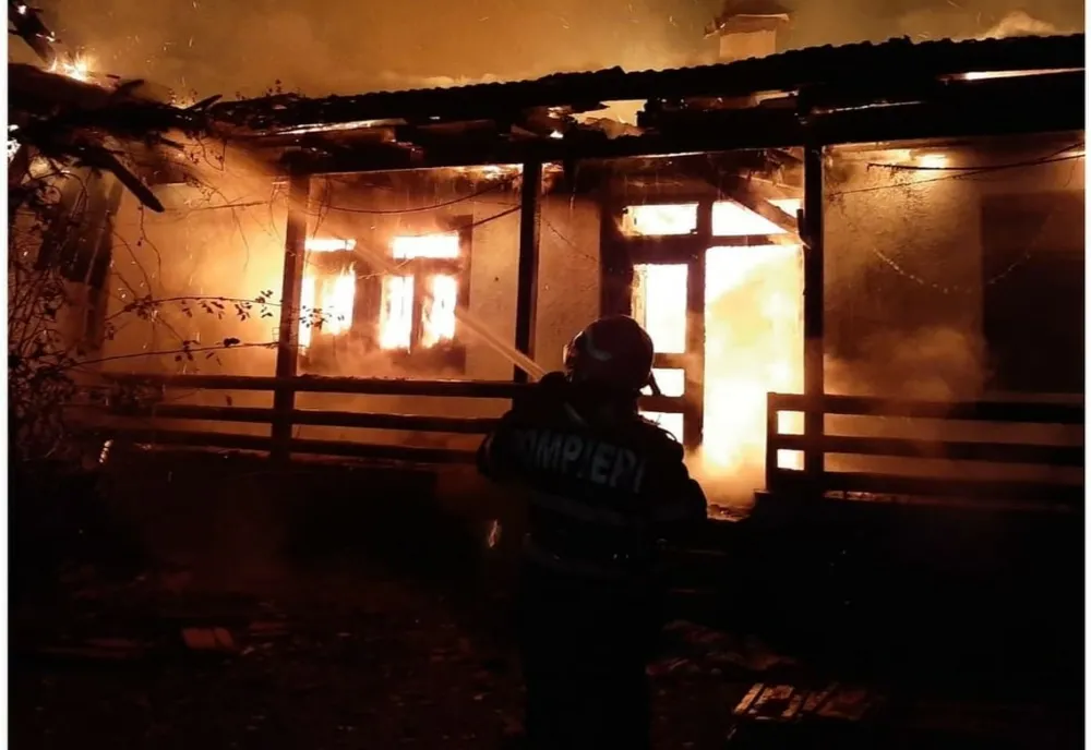 Incendiu la Tisău