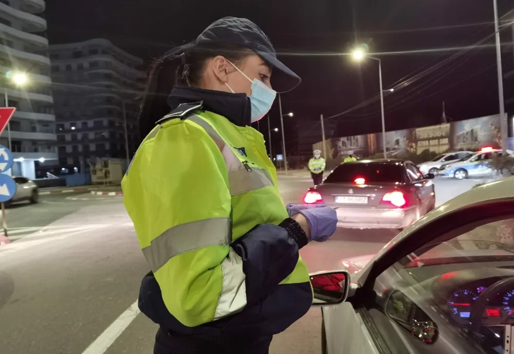Zece șoferi băuţi la volan, “traşi pe dreapta” de poliţiştii buzoieni