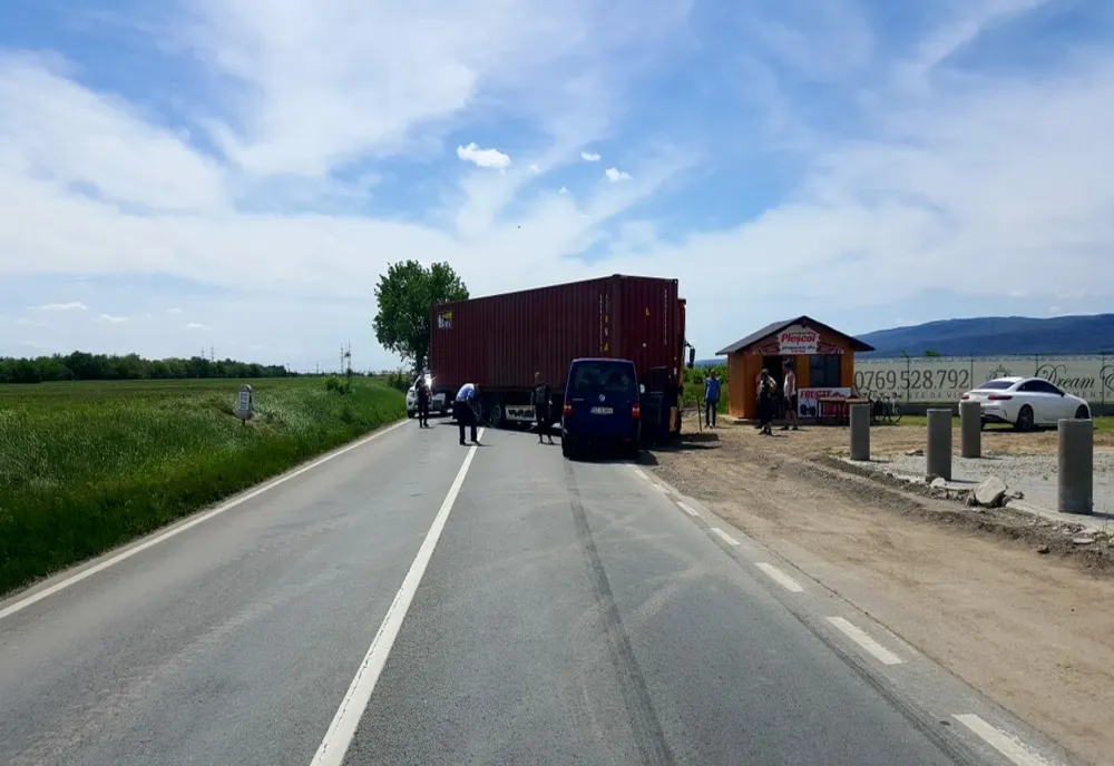 Accident pe DN1B cu o persoană rănită