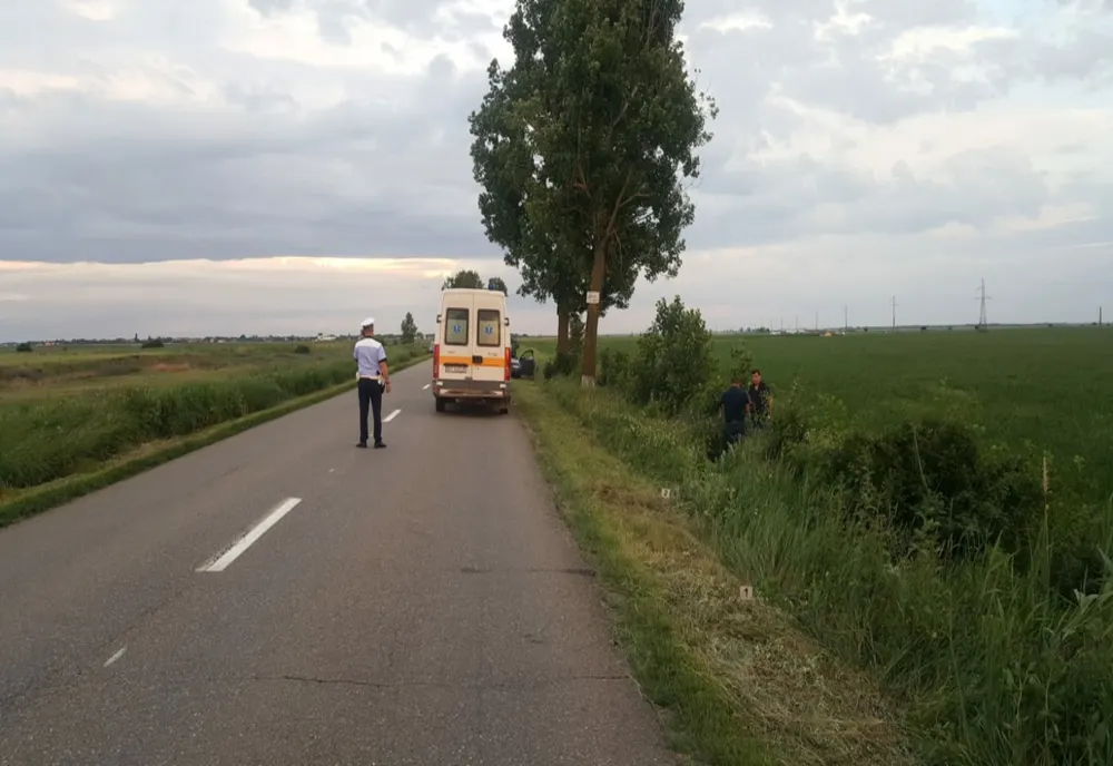Foto/Accident mortal pe DJ203D, la ieșirea din Buzău către Țintești