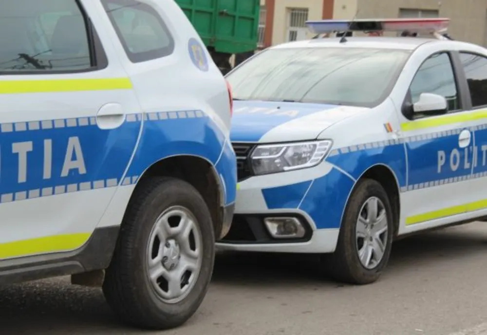Bănuit că a sustras o sumă de bani dintr-o borsetă aflată într-un autoturism