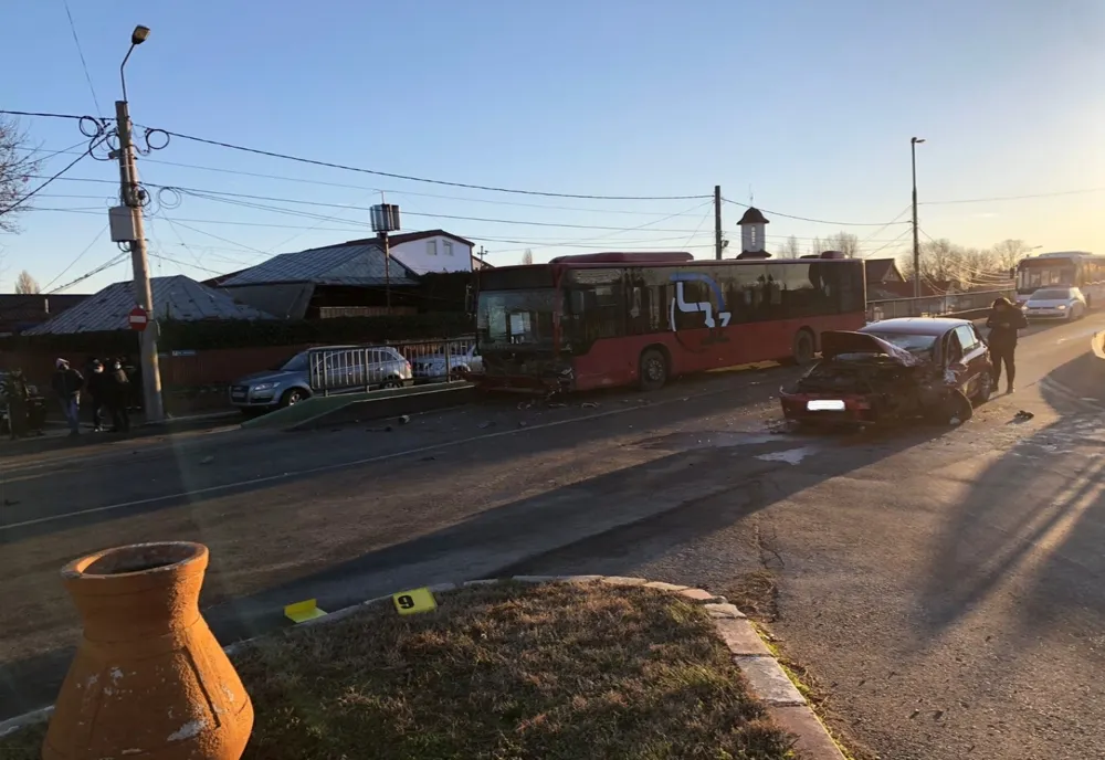 Accident în zona podului de la Alexandru Marghiloman