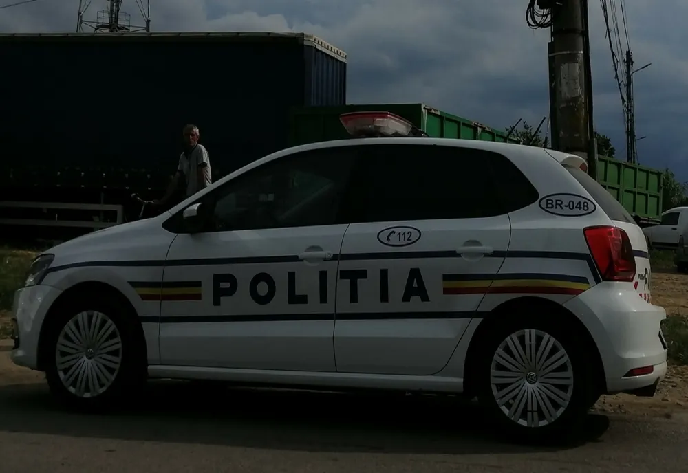 Bănuit de mai multe fapte de violare de domiciliu și furt calificat reținut de polițiști
