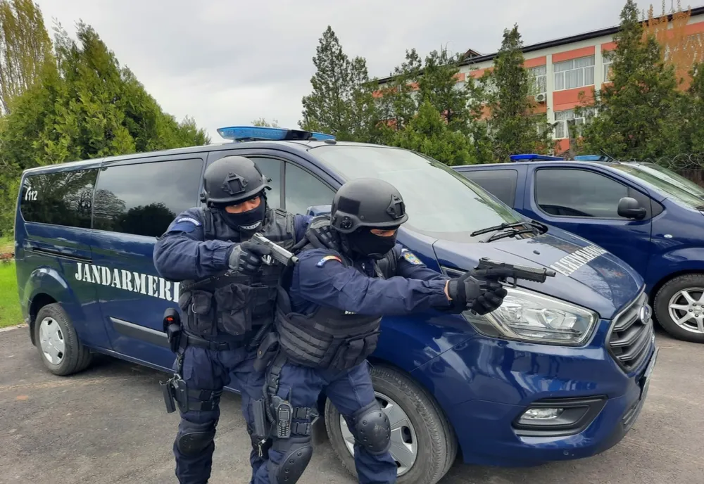 IJJ Buzău recrutează candidați pentru cele 700 de locuri în unitățile de învățământ postliceal ale Jandarmeriei Române
