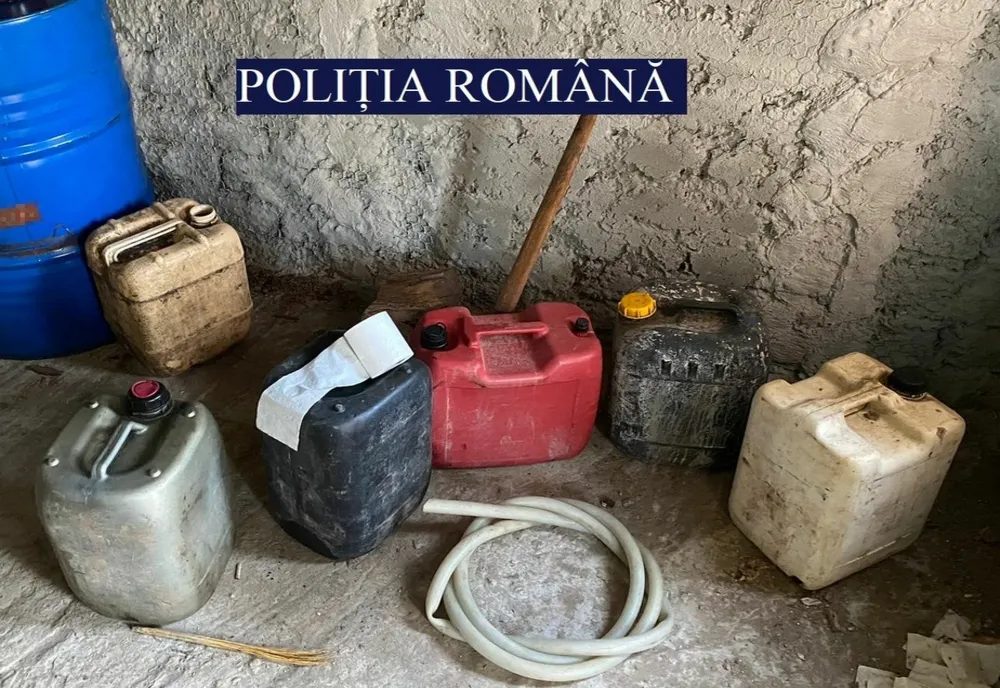 A sustras 100 de litri de combustibil de la autovehiculul firmei la care lucra