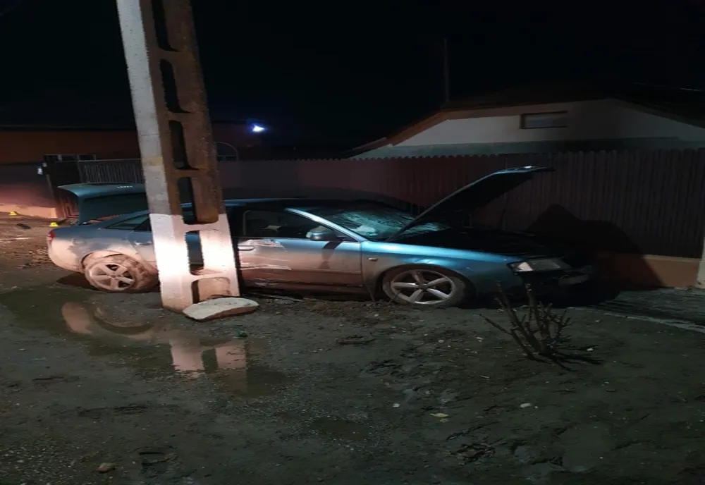 FOTO: Cursă nebună a unui gălățean cu poliția buzoiană pe urmele sale. A alimentat și nu a plătit El nu avea permis și conducea un autoturism cu numere false