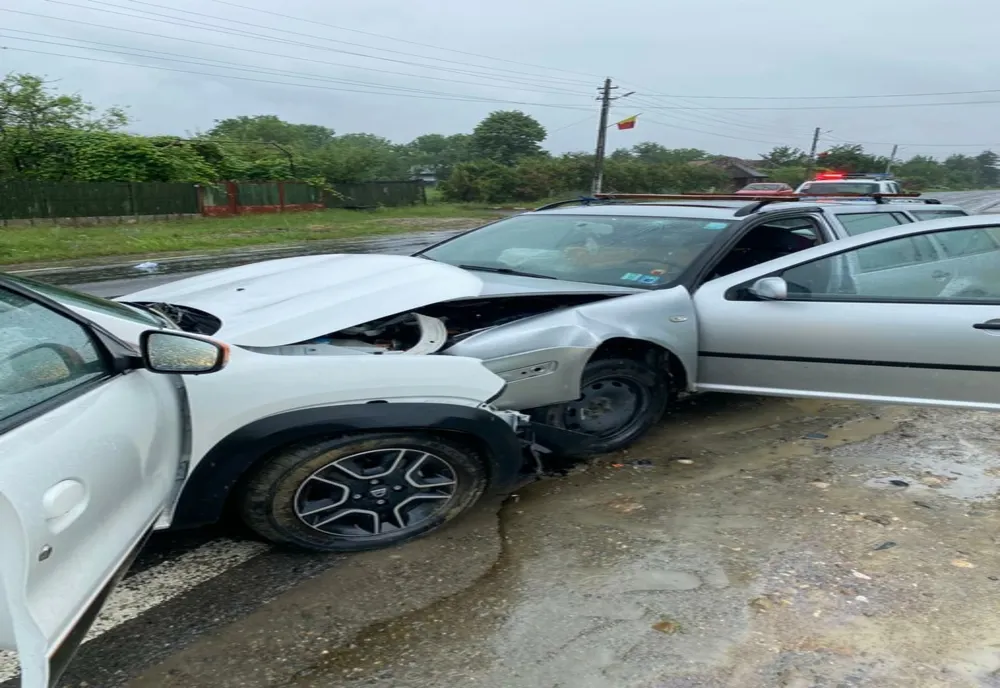 Accident cu o persoană rănită pe DN10