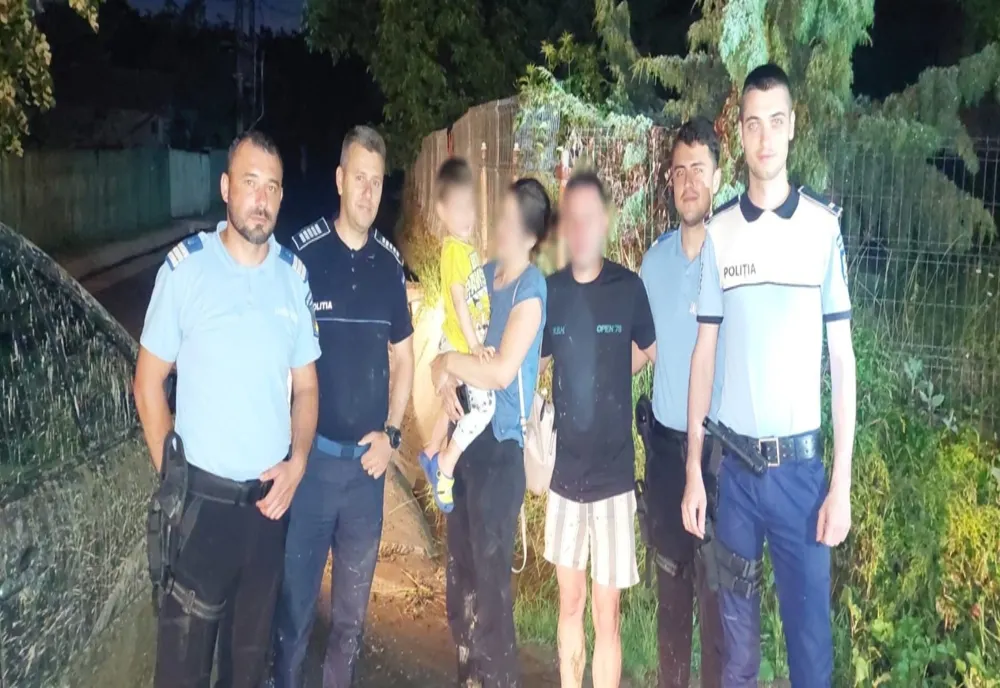 Au rămas blocați cu mașina într-o pădure din Cozieni 