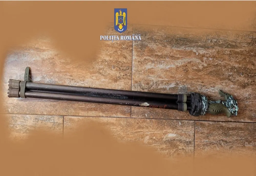 Percheziții domiciliare și la o asociație de vânătoare