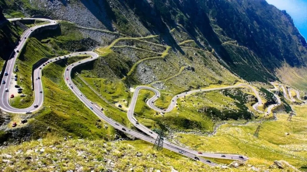 Transfăgărășanul se închide sâmbătă, 2 septembrie, între Barajul Vidraru și Bâlea Lac