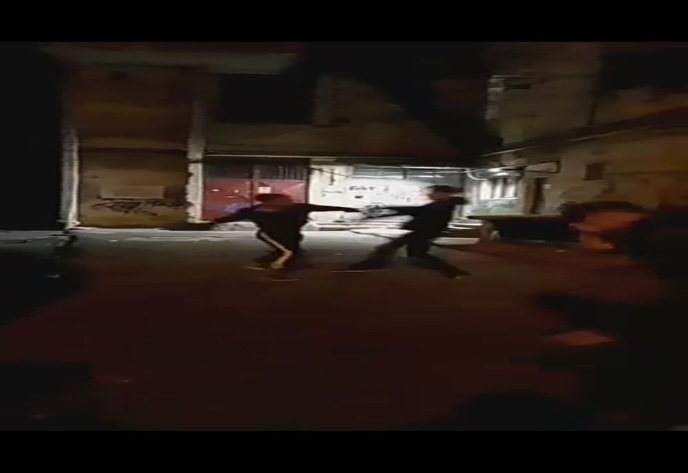 Video | Bătaie sălbatică, între doi liceeni din Buzău