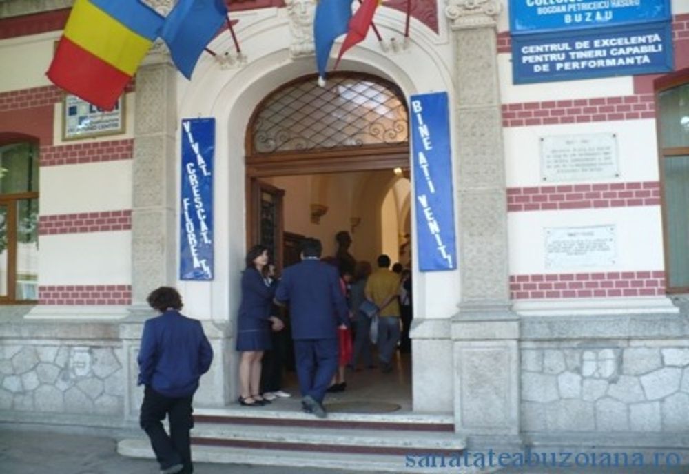 Ore de curs mai scurte, pentru unele școli buzoiene ?