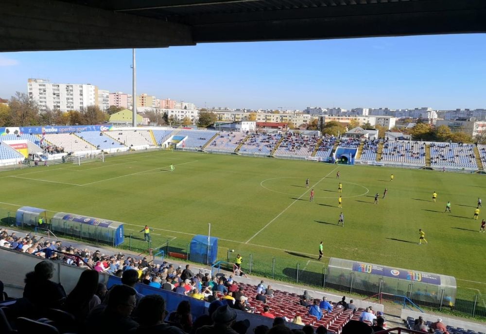 Gloria, eșec după eșec