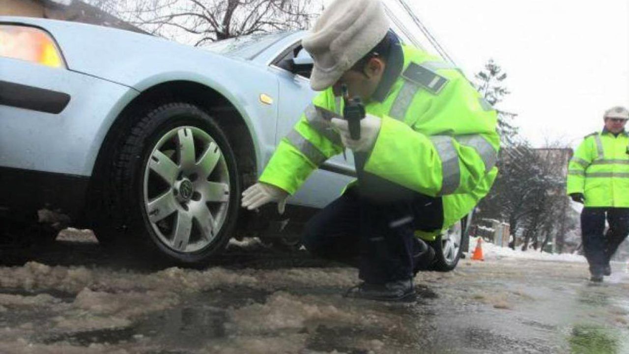 anvelope-de-iarna-politia-romana-amenda-1280x720