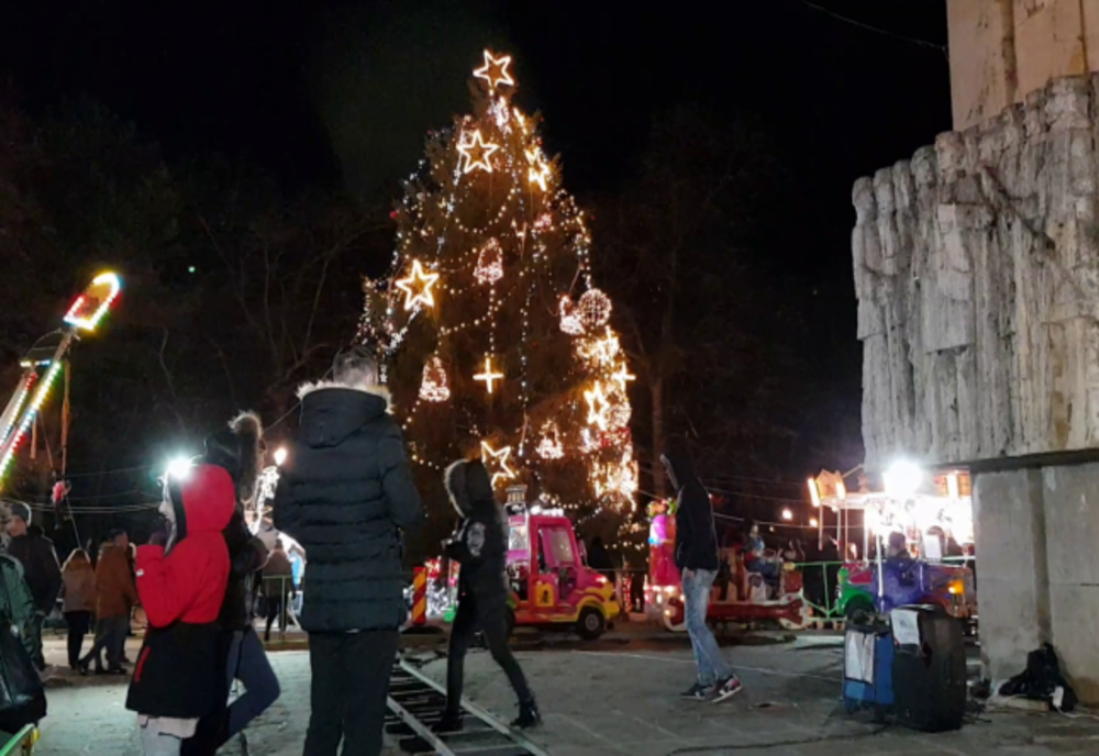 Adolescentă spitalizată, după ce a căzut dintr-o comedie, în Orășelul Copiilor