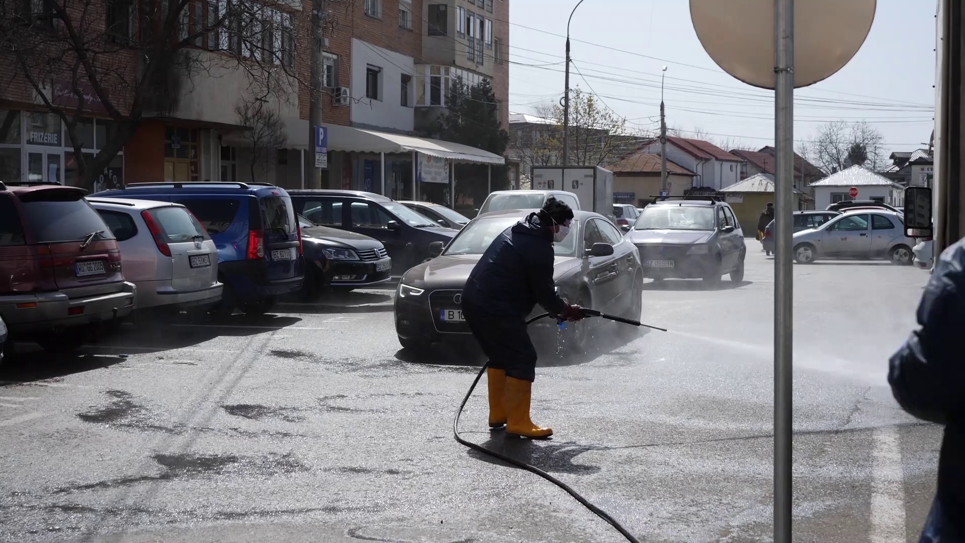 vlcsnap-2020-03-27-14h18m04s646