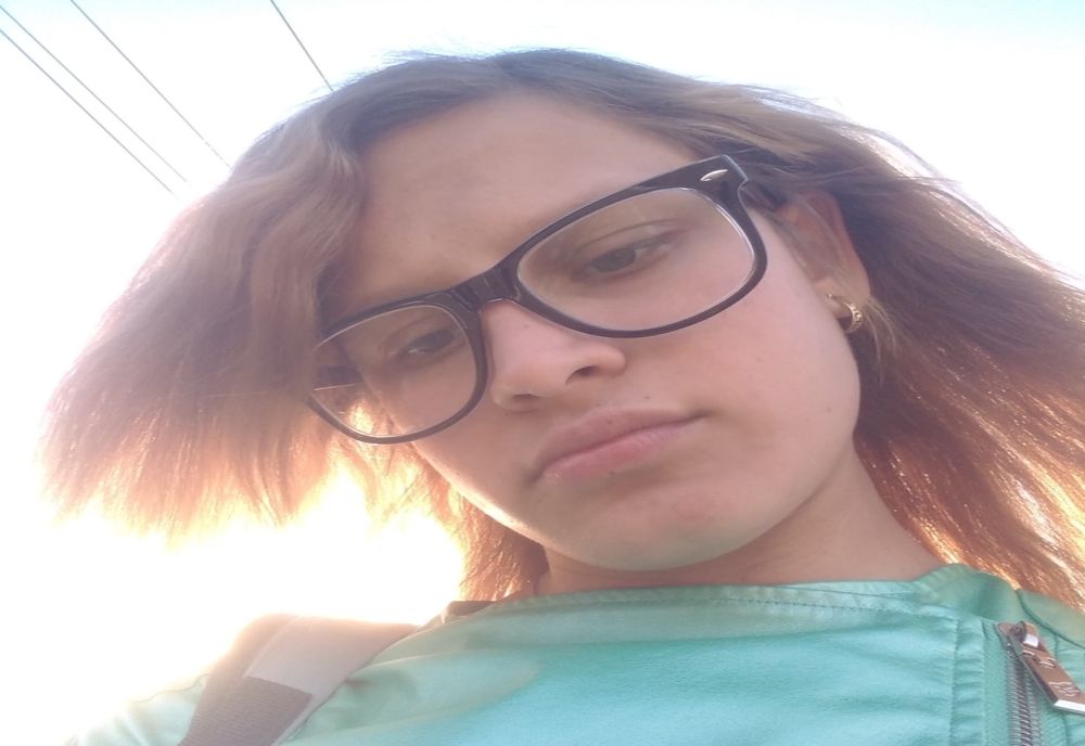 Polițiștii caută o adolescentă dată dispărută