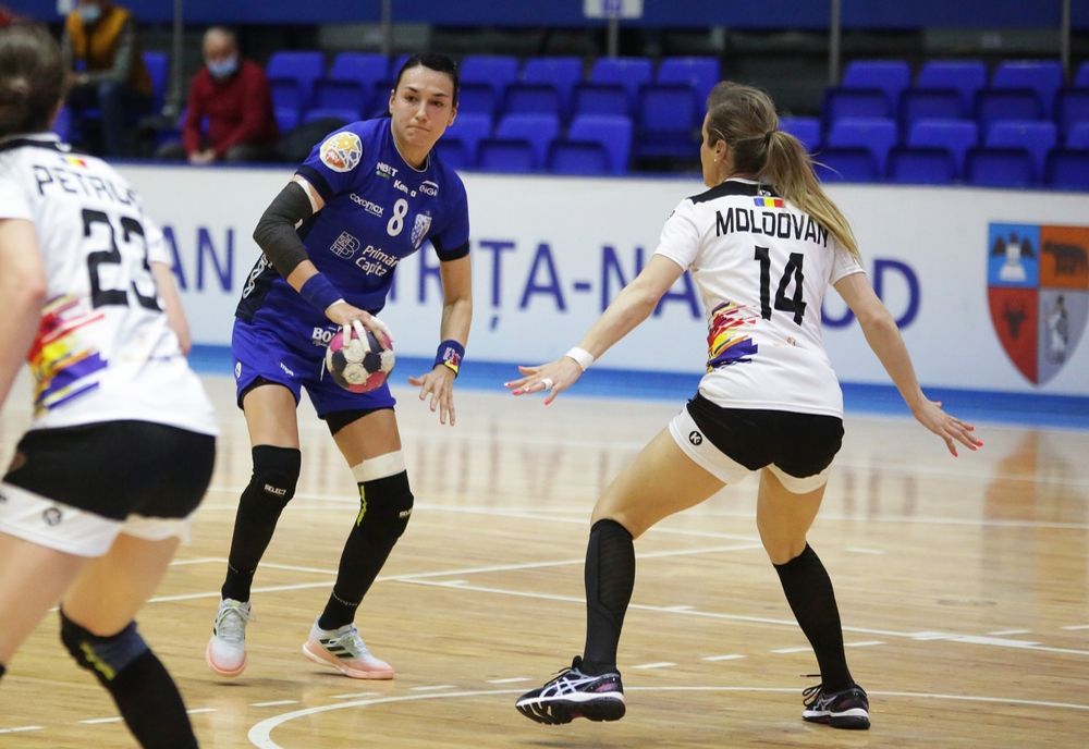 Gloria Buzău învinsă categoric de CSM București după o primă repriză în care au marcat un singur gol în primele 16 minute