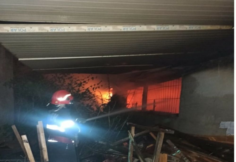Incendiu pe raza comunei Valea Râmnicului