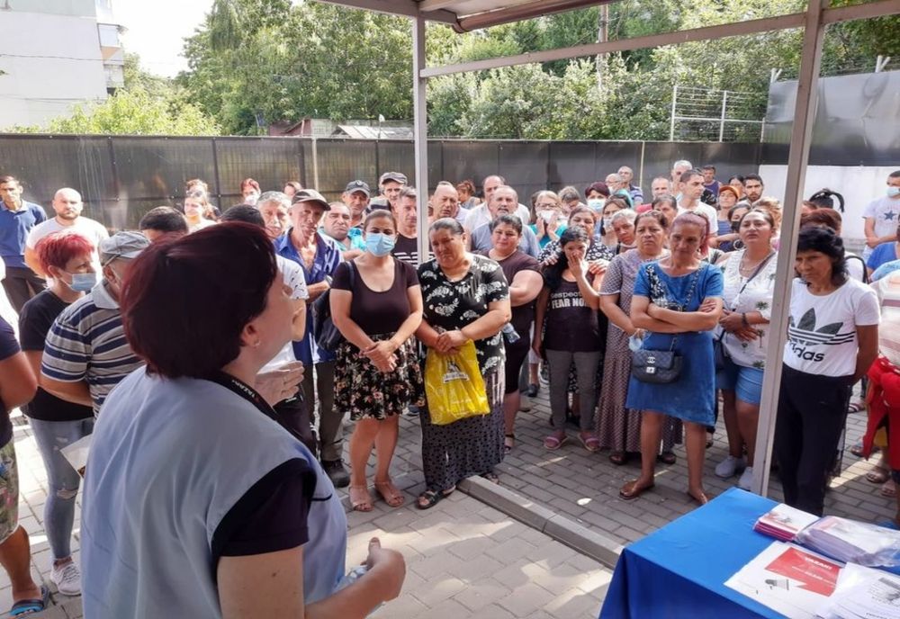 Doar 6 persoane selectate la Bursa de locuri de muncă de la Rm. Sărat