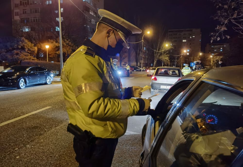 Polițiștii buzoieni au reținut ieri 22 de permise de conducere