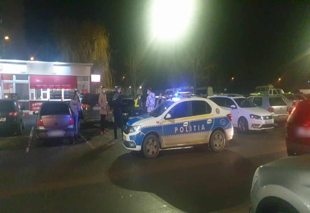 Au luat cu forța într-o mașină o minoră de 14 ani 