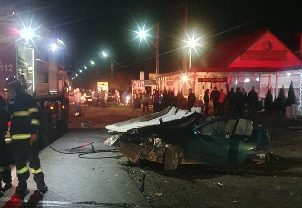 Galerie foto: Accident grav pe DN2E85, la ieșire din localitatea Poșta Câlnău