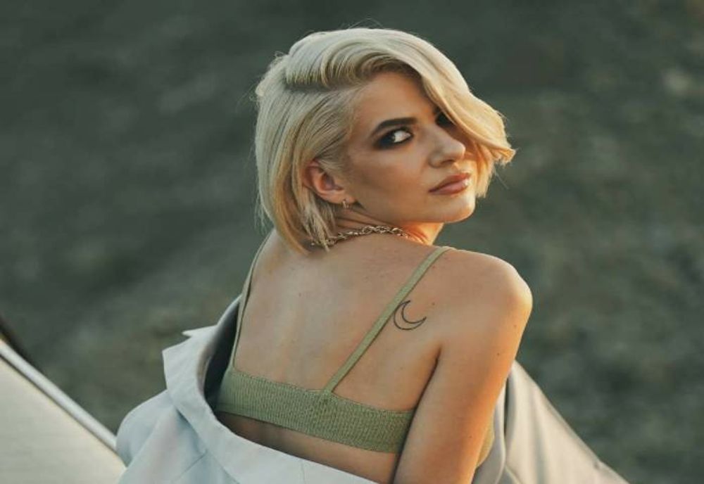 Lidia Buble, audiată de DIICOT - Cântăreața a fost interceptată în momentul în care voia să dea mită