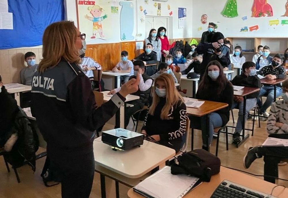 Acţiuni preventive pentru prevenirea traficului de persoane şi pentru siguranţa elevilor