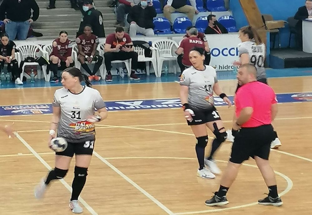 SCM Gloria a învins Rapidul cu 30-25