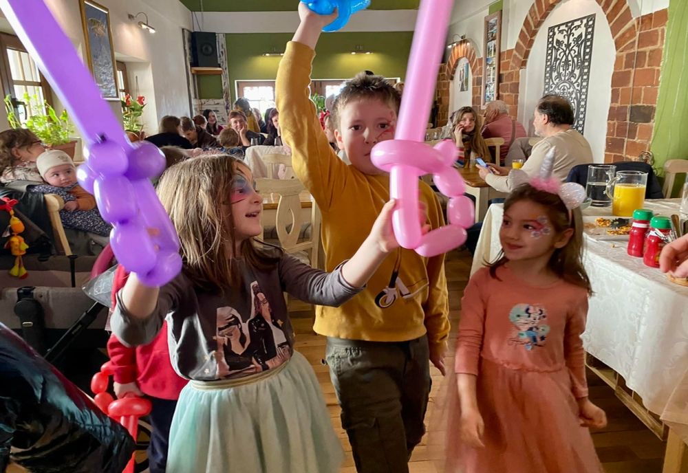 Eveniment de socializare dedicat familiilor cu copii din Ucraina care au ajuns in județul Buzău