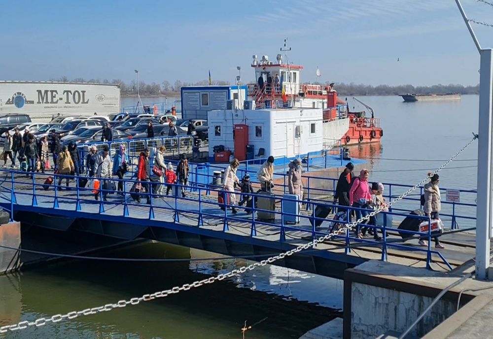 10.000 cetăţeni ucraineni au intrat sâmbătă în România