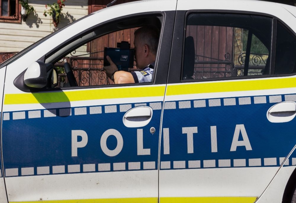 Peste 100 de șoferi depistați de polițiștii buzoieni că au depăşit limitele legale de viteză 