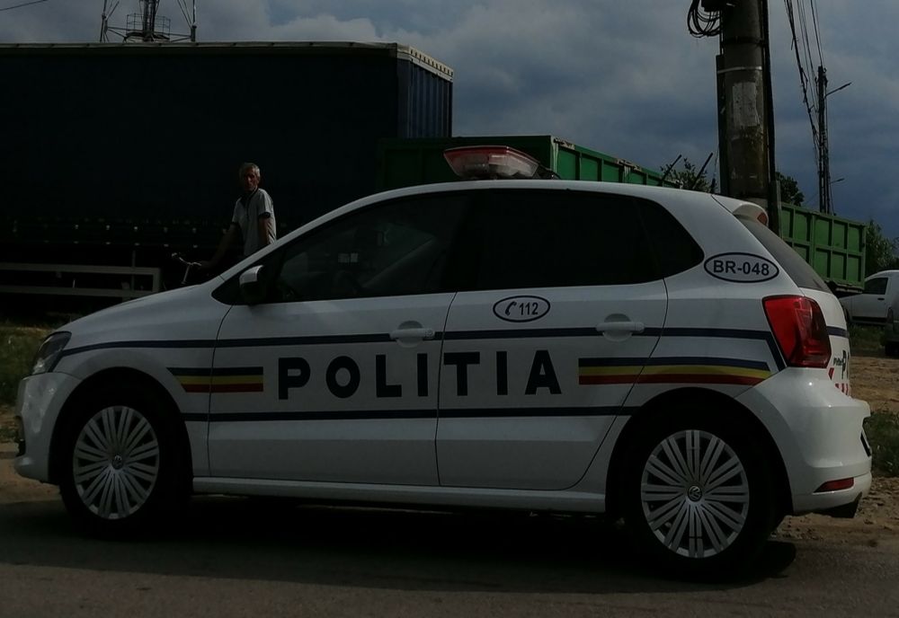 Bănuit de mai multe fapte de violare de domiciliu și furt calificat reținut de polițiști