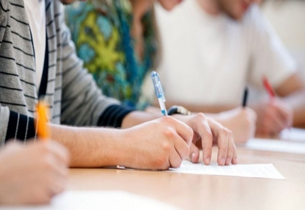 Cu o lună înainte de BAC și Evaluarea Națională, Min. Educației schimbă programul unor probe