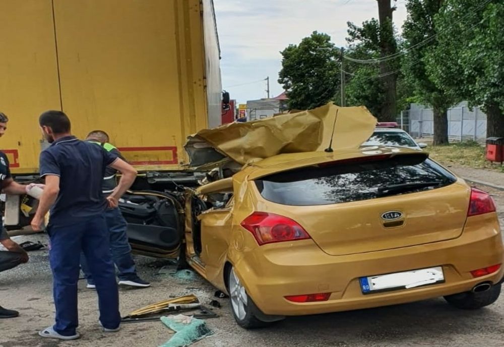 Accident rutier pe DN2E85, la intrare în municipiul Râmnicu Sărat