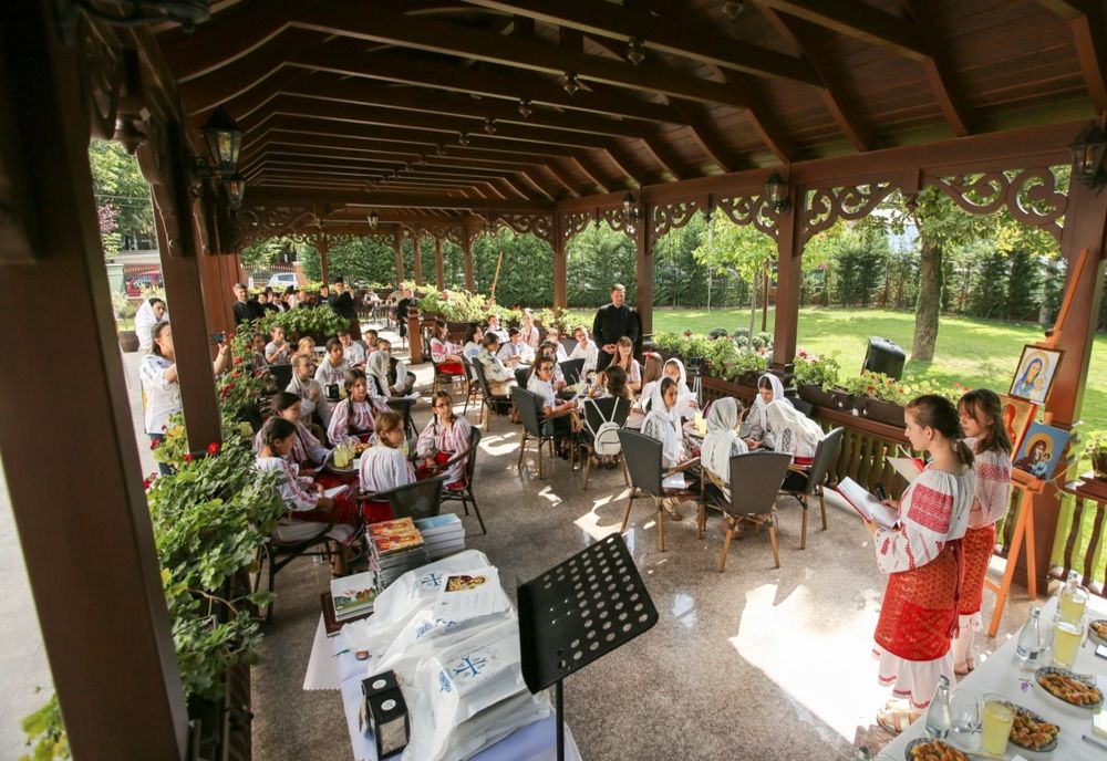 Concursul „Maica Domnului, rugătoarea noastră”, în Arhiepiscopia Buzăului și Vrancei